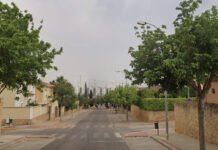 Cuatro personas heridas al volcar un vehículo tras un choque con otro