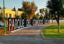 Cien nuevas placas de reconocimiento a los comerciantes locales