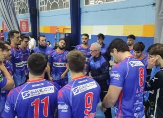 Dulce y trabajado empate del Helvetia Montequinto masculino dulce y trabajado empate