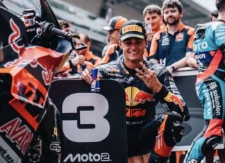Daniel Muñoz se estrena en el podio de Moto2 en Montmeló daniel muñoz