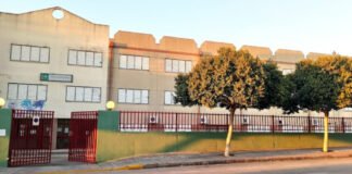 Sin transporte escolar para 75 alumnos del IES María Galiana sin transporte escolar