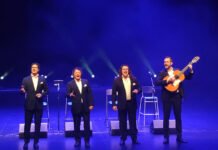 Cantores de Híspalis desgranan su historia «a pecho descubierto» cantores de híspalis