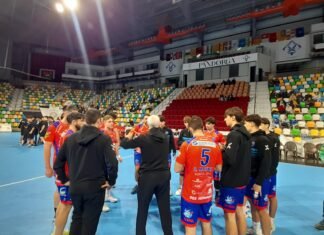 Reparto de puntos en Primera Nacional de balonmano masculino reparto de puntos
