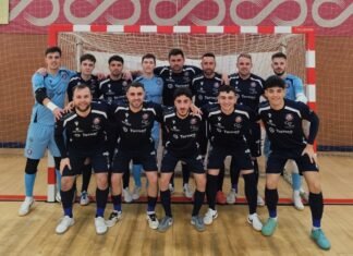 Vuelve más líder de Triana vuelve más líder