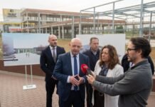 Adjudicación de las obras del IES y del colegio de Primaria en Entrenúcleos adjudicación