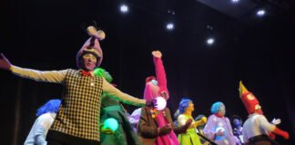 II concurso de agrupaciones carnavalescas