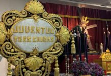 Nuevo banderín del Grupo Joven de Tres Caídas nuevo banderín