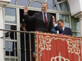 primera visita oficial