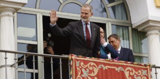 primera visita oficial