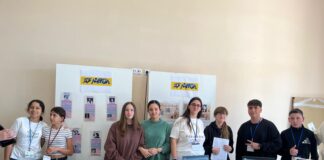 Con voz propia se clausura con un encuentro intercentros con voz propia