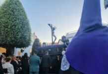 El peso de la historia camina en silencio con la Vera-Cruz el peso de la historia