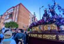 Miércoles Santo entre puentes y parque con Tres Caídas miércoles