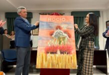 Santo Rosario por las calles para iniciar los cultos del Rocío santo rosario