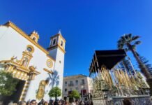 Santo Entierro desafía al calor en un Sábado Santo de luto y solemnidad santo entierro