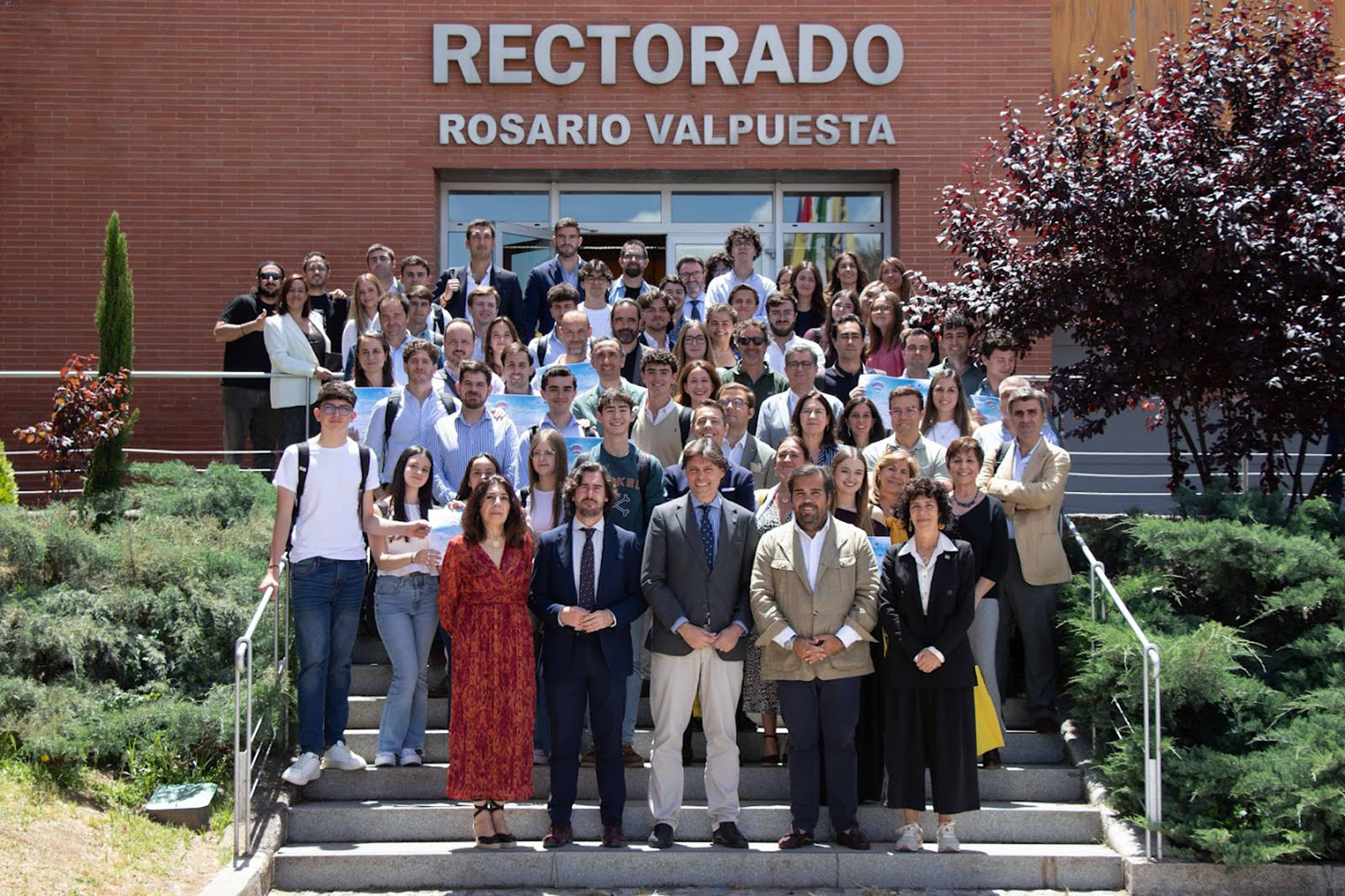 entrega de premios de UPOemprende ayuntamiento y universidad pablo de olavide UPOemprende