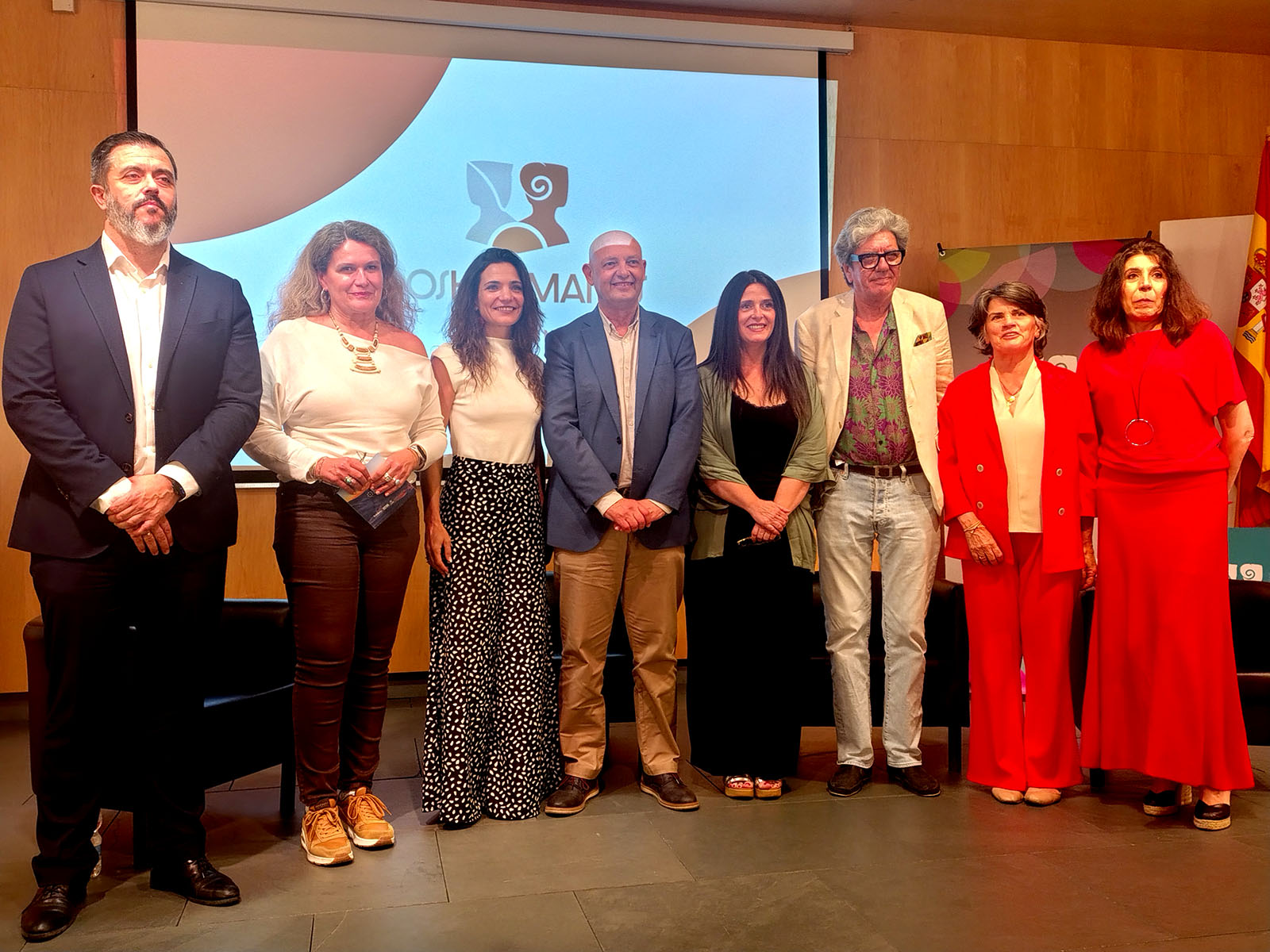 presentación de la marca dos hermanas de cine centro cultural la almona web (58) dos hermanas de cine
