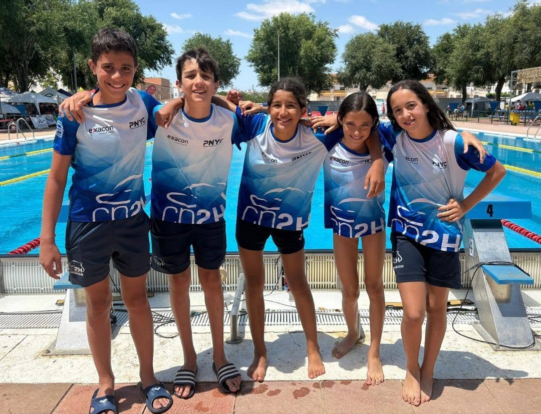 club natación dos hermanas campeonato de andalucía de verano alevín triple subcampeonato