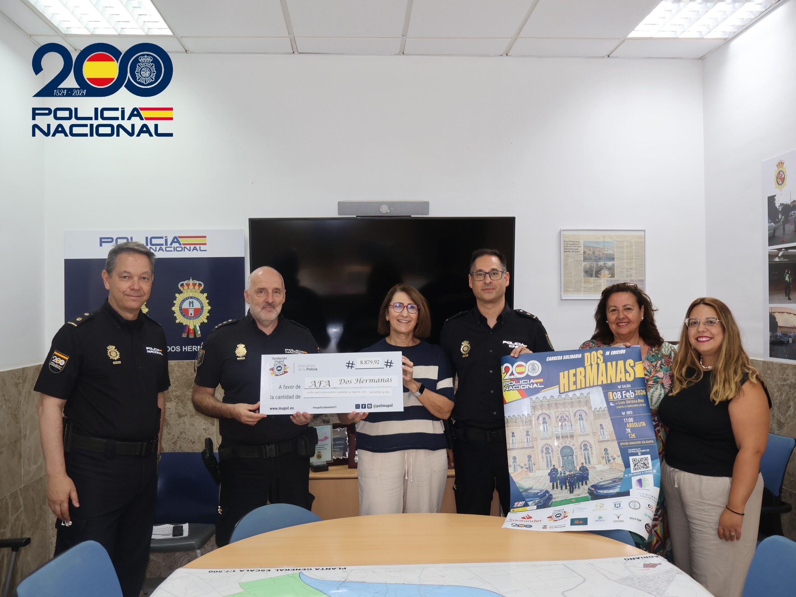 policía nacional entrega de cheque afa fos hermanas policía nacional