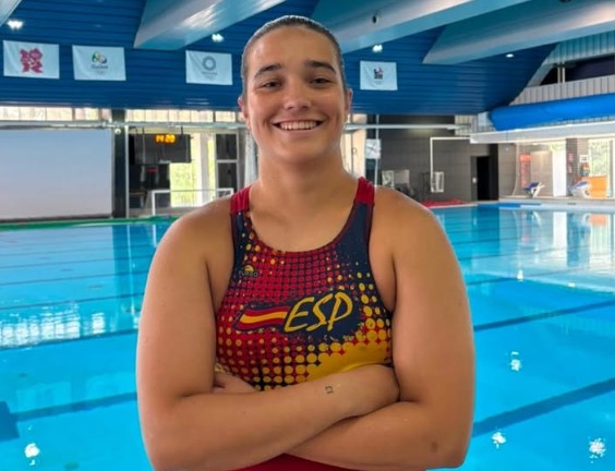 Reyes Díaz subcampeona de europa de waterpolo con la selección española reyes díaz