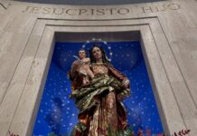 Besamanos extraordinario de la Virgen de la Oliva besamanos extraordinario