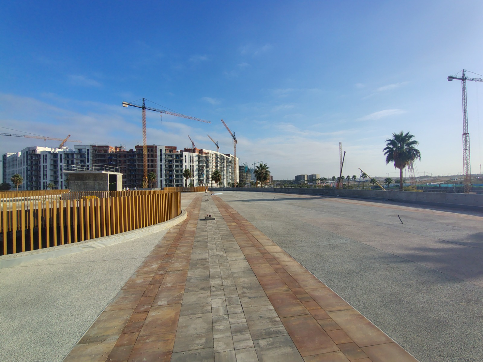 obras plaza en altura de entrenúcleos (9) homenaje a la música