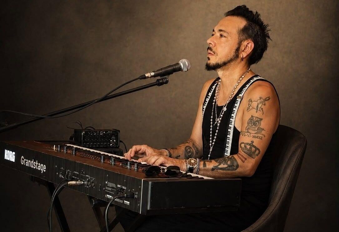 fernando castro cantante y pianista concierto solidario