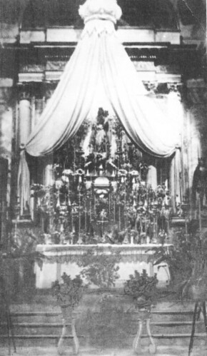 1801-1936. El retablo mayor neoclásico de la parroquia