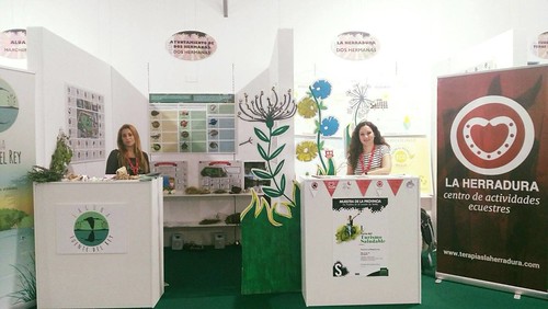 Expositor de la Laguna de Fuente del Rey en la Feria Provincial de Turismo