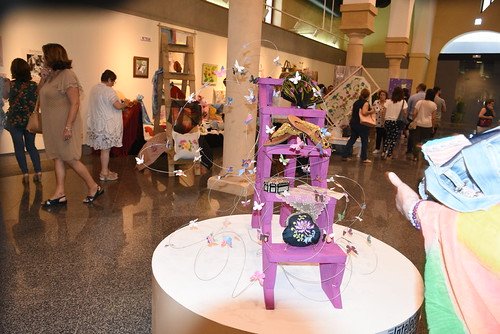 Exposición de los cursos y talleres Aprendiendo Juntas