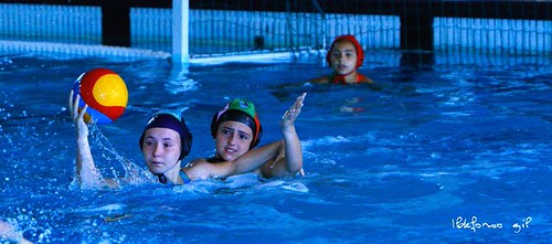 Balance favorable para las promesas del waterpolo Dos Hermanas