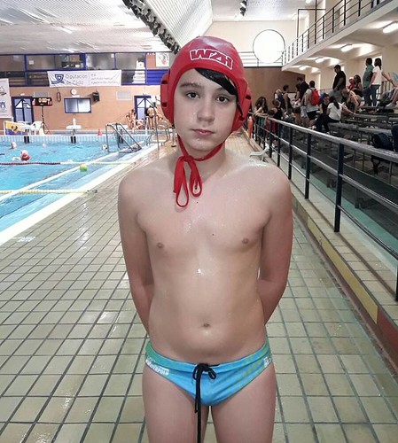 Paco Domínguez, del Waterpolo Dos Hermanas, mejor portero Trofeo Feria de Algeciras