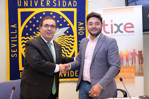 Convenio UPO y Tixe para prácticas de alumnos en empresas