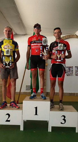Ciclismo Francisco Márquez, primero en Máster 50 en Lora del Río