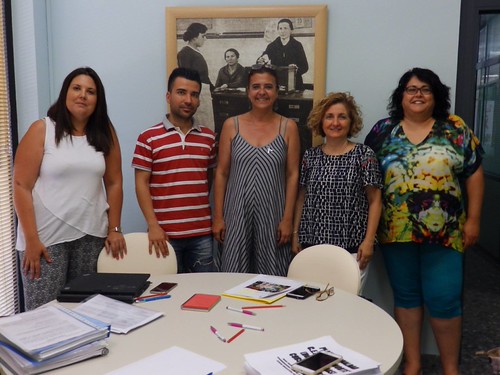 Jurada del concurso Maestra Dolores Velasco Por una educación en Igualdad premio Colegio Gloria Fuertes