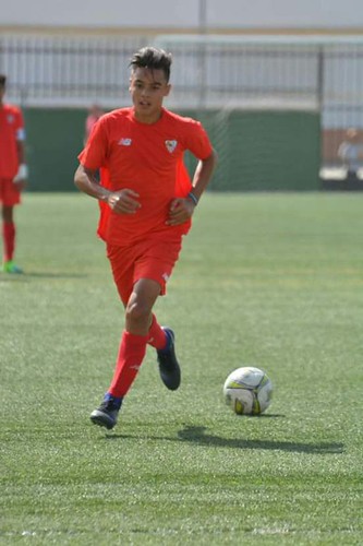 Ángel Mancheño Vargas FÚTBOL Toda una promesa del fútbol que milita en las filas del equipo infantil del Sevilla, equipo con el que ha cosechado grandes logros.