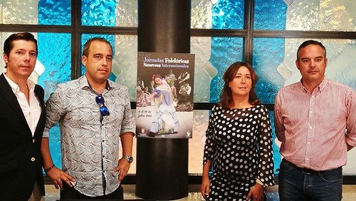Presentación de las Jornadas Folclóricas Internacionales Nazarenas