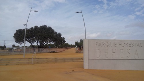 Acceso del parque forestal Dehesa de Doña María