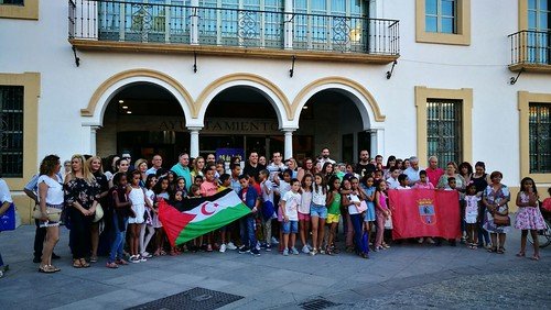 Recepción del Ayuntamiento de los niños saharauis