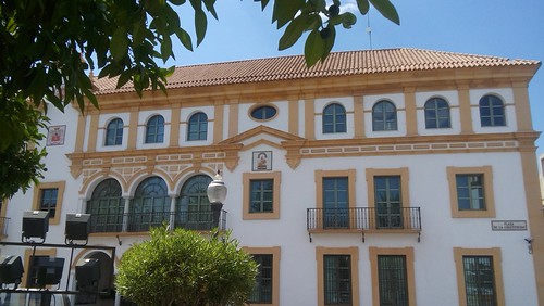 Fachada del Ayuntamiento de Dos Hermanas