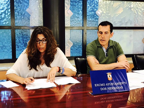 Carmen Gil y Juan Antonio Vilches en rueda de prensa