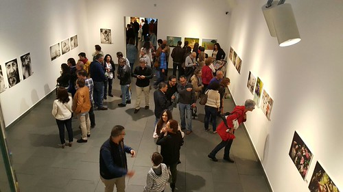 Inauguración de la exposición de fotografías del colectivo Fotoquinto en La Almona