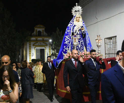 Traslado de la Virgen de la Amargura a la Parroquia del Divino Salvador