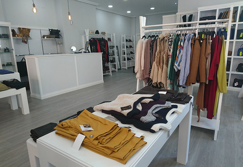 El Atelier de Al Bies inaugura en la ciudad con lo último en moda
