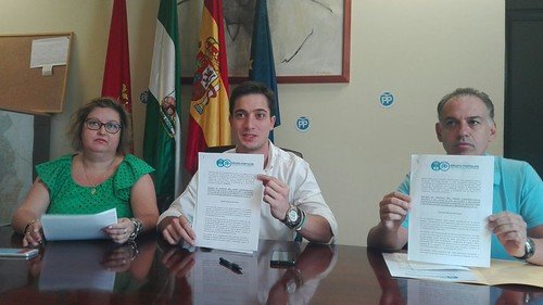 Rueda de prensa del PP sobre moción referéndum catalán