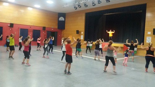 Masterclass de zumba a beneficio del pueblo saharaui