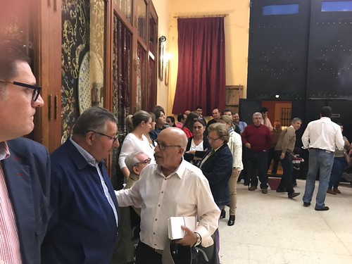 Cabildo de elecciones en la Hermandad de la Borriquita
