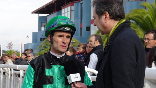 ‘Póker de victorias’ de Borja Fayos en la primera jornada dominical de carreras de caballo en el hipódromo
