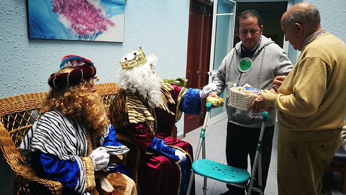 Cáritas La Oliva lleva los Reyes Magos a la Residencia de Amor y Sacrificio