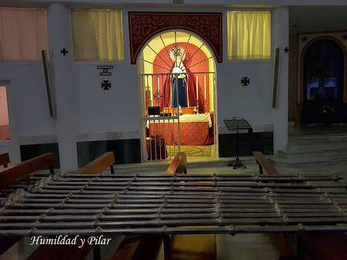 Nuevos varales del palio de la Virgen del Pilar de Montequinto