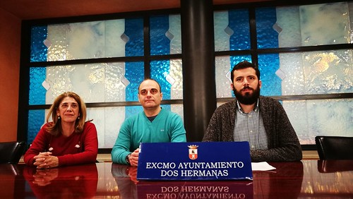 Delegación de Juventud y Aesleme convenio charlas seguridad vial en los centros